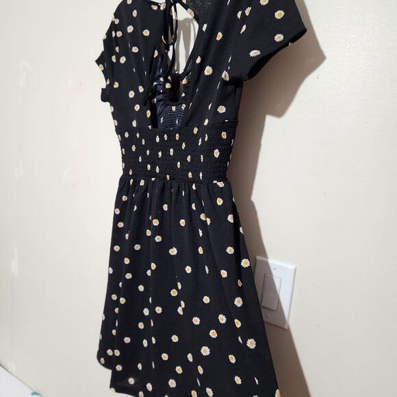 Jolie and Joy Summer Dress Size Large Black Floral Open Back New - Picture 5 of 12